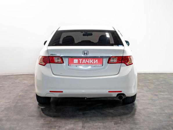 Honda Accord VIII Рестайлинг с пробегом 2011 года, цена 1 435 000 рублей, 183850 км, седан, Автокод Объявления