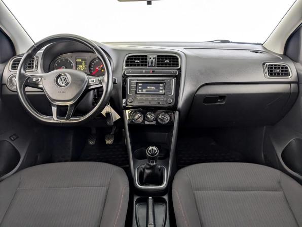 Volkswagen Polo V Рестайлинг с пробегом 2018 года, цена 1 055 000 рублей, 103613 км, седан, Автокод Объявления