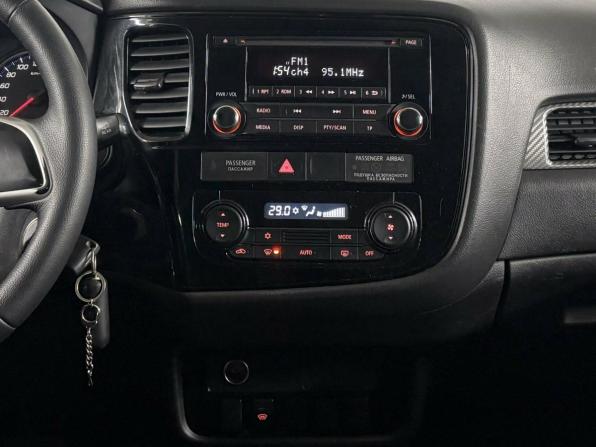 Mitsubishi Outlander III Рестайлинг 2 с пробегом 2018 года, цена 1 770 000 рублей, 144170 км, внедорожник, Автокод Объявления