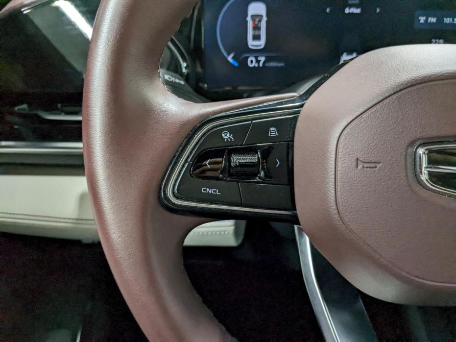Geely Monjaro I Москва  - изображение 30