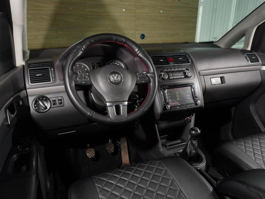 Volkswagen Touran I Рестайлинг 2 Тверь  - изображение 6