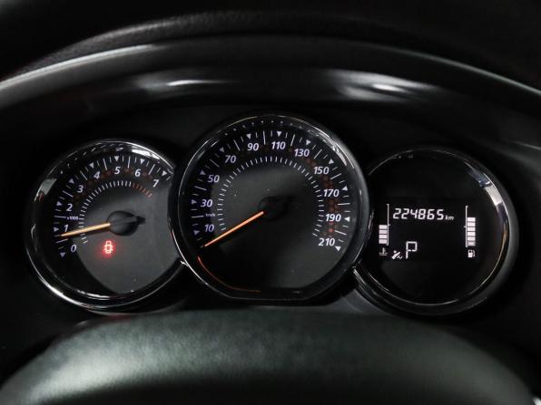 Renault Logan II Рестайлинг с пробегом 2021 года, цена 1 159 000 рублей, 224860 км, седан, Автокод Объявления