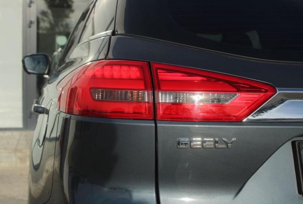 Geely Atlas I Саратов  - изображение 10