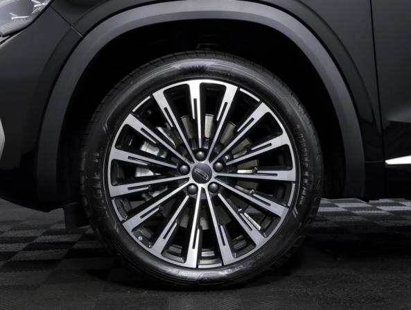 Geely Monjaro I Рестайлинг с пробегом 2026 года, цена 4 090 000 рублей, 2001 км, внедорожник, Автокод Объявления