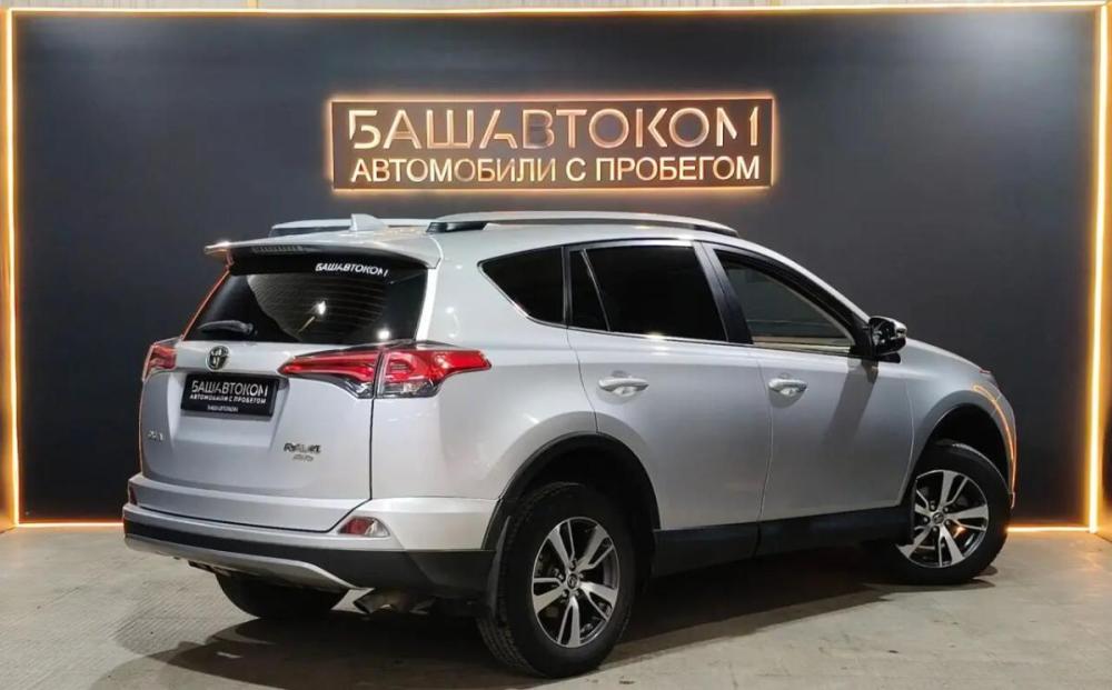 Toyota RAV4 IV (XA40) Рестайлинг Уфа  - изображение 4