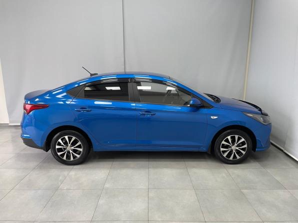 Hyundai Solaris II Рестайлинг с пробегом 2020 года, цена 1 597 000 рублей, 77810 км, седан, Автокод Объявления