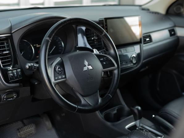 Mitsubishi Outlander III с пробегом 2014 года, цена 1 545 000 рублей, 197612 км, внедорожник, Автокод Объявления