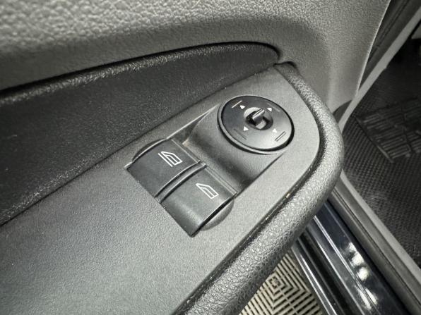 Ford Focus II Рестайлинг с пробегом 2008 года, цена 650 000 рублей, 222099 км, седан, Автокод Объявления