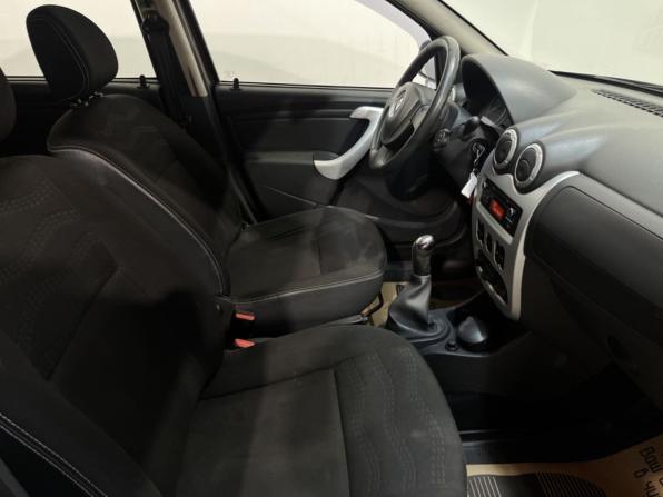 Renault Sandero I с пробегом 2013 года, цена 712 200 рублей, 91101 км, хэтчбек, Автокод Объявления