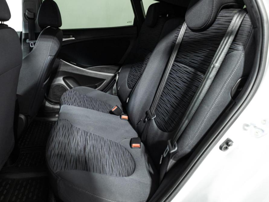 Hyundai Solaris I Рестайлинг Санкт-Петербург  - изображение 11