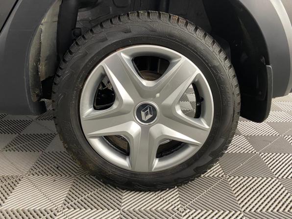 Renault Logan II Рестайлинг с пробегом 2019 года, цена 1 109 000 рублей, 78498 км, седан, Автокод Объявления