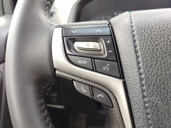 Toyota Land Cruiser Prado 150 Series Рестайлинг 3 с пробегом 2021 года, цена 5 119 000 рублей, 147914 км, внедорожник, Автокод Объявления