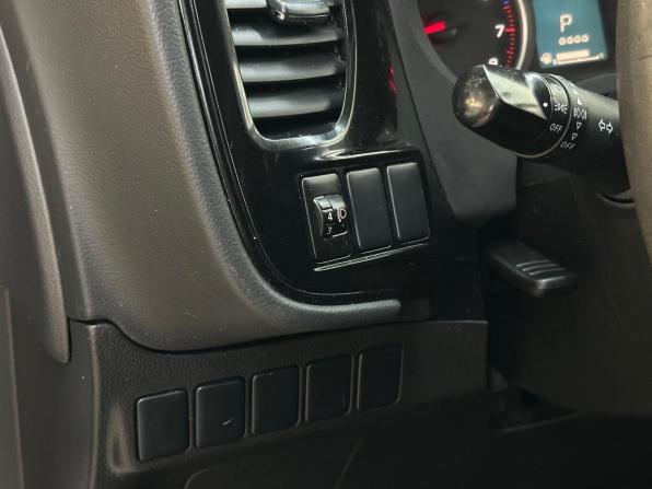 Mitsubishi Outlander III Рестайлинг с пробегом 2014 года, цена 1 100 000 рублей, 240000 км, внедорожник, Автокод Объявления