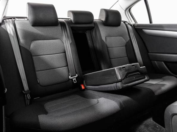 Volkswagen Passat B7 с пробегом 2013 года, цена 1 249 000 рублей, 123545 км, седан, Автокод Объявления