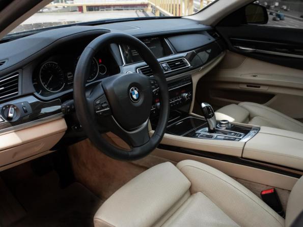 BMW 7 серии V (F01/F02/F04) Рестайлинг с пробегом 2012 года, цена 1 890 000 рублей, 212675 км, седан, Автокод Объявления