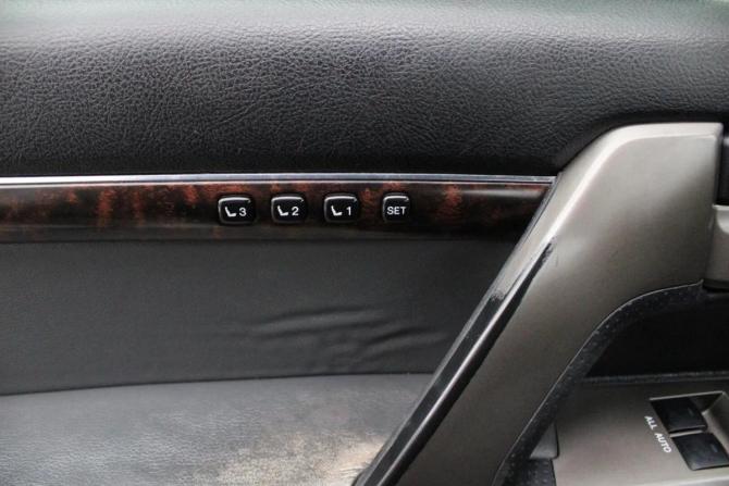 Toyota Land Cruiser 200 Series с пробегом 2008 года, цена 1 899 000 рублей, 487000 км, внедорожник, Автокод Объявления