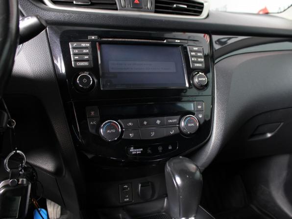 Nissan Qashqai II с пробегом 2014 года, цена 1 290 000 рублей, 179000 км, внедорожник, Автокод Объявления