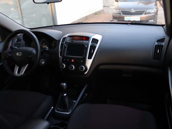 Kia Ceed I Рестайлинг с пробегом 2010 года, цена 640 000 рублей, 166000 км, хэтчбек, Автокод Объявления