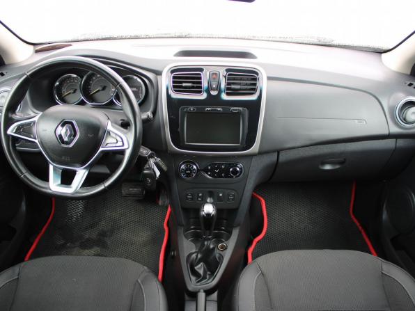 Renault Logan II Рестайлинг с пробегом 2021 года, цена 719 000 рублей, 274566 км, седан, Автокод Объявления