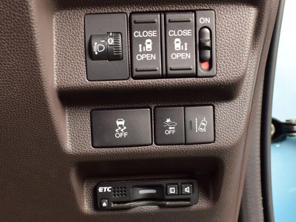 Honda Freed II с пробегом 2019 года, цена 1 399 995 рублей, 149467 км, компактвэн, Автокод Объявления