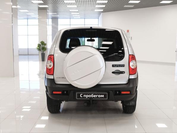 Chevrolet Niva I Рестайлинг с пробегом 2018 года, цена 643 000 рублей, 110773 км, внедорожник, Автокод Объявления