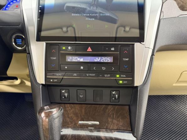 Toyota Camry VII (XV50) Рестайлинг с пробегом 2016 года, цена 1 820 000 рублей, 193000 км, седан, Автокод Объявления