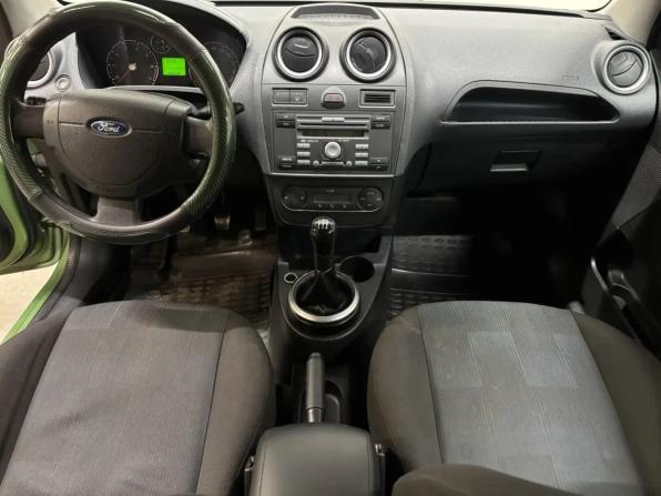 Ford Fiesta Mk5 с пробегом 2007 года, цена 377 000 рублей, 218000 км, хэтчбек, Автокод Объявления