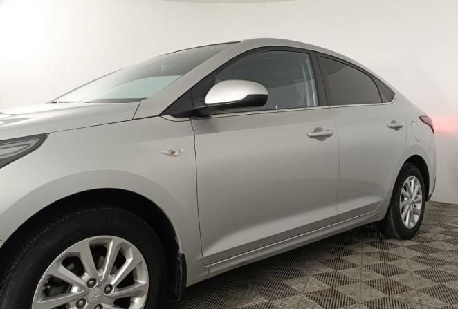 Hyundai Solaris II Рестайлинг с пробегом 2021 года, цена 1 700 000 рублей, 74423 км, седан, Автокод Объявления