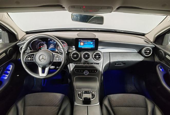 Mercedes-Benz C-Класс IV (W205) Рестайлинг с пробегом 2019 года, цена 2 500 000 рублей, 126904 км, седан, Автокод Объявления