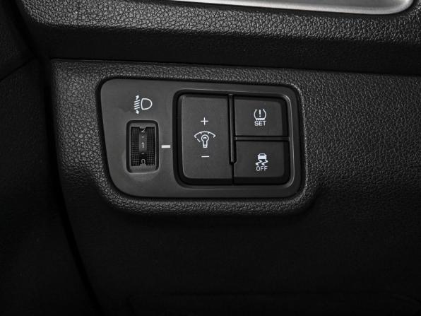 Hyundai Solaris II с пробегом 2019 года, цена 1 378 000 рублей, 106922 км, седан, Автокод Объявления