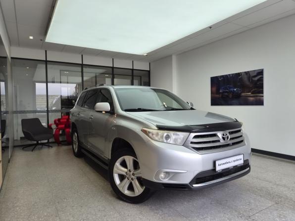 Toyota Highlander II (XU40) Рестайлинг с пробегом 2011 года, цена 1 890 000 рублей, 245000 км, внедорожник, Автокод Объявления