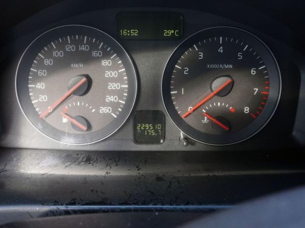 Volvo S40 II Рестайлинг с пробегом 2011 года, цена 763 000 рублей, 228508 км, седан, Автокод Объявления