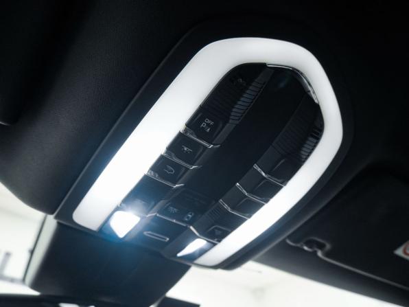 Porsche Macan I Рестайлинг с пробегом 2018 года, цена 3 450 000 рублей, 142262 км, внедорожник, Автокод Объявления