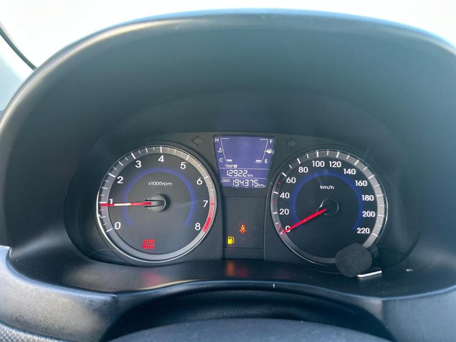 Hyundai Solaris I Екатеринбург  - изображение 9
