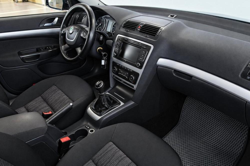 Skoda Octavia II (A5) Рестайлинг Челябинск  - изображение 13