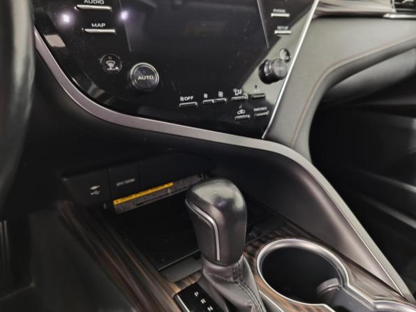 Toyota Camry VIII (XV70) с пробегом 2018 года, цена 2 699 000 рублей, 138776 км, седан, Автокод Объявления