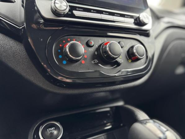 Renault Kaptur I Рестайлинг с пробегом 2021 года, цена 1 420 000 рублей, 39476 км, внедорожник, Автокод Объявления