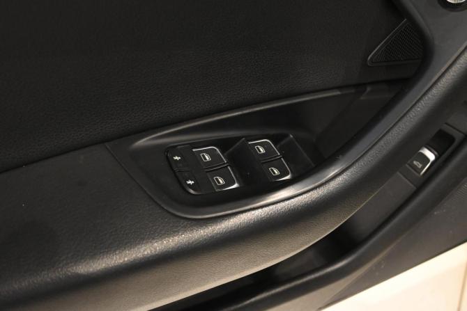Audi A6 IV (C7) Рестайлинг с пробегом 2016 года, цена 1 995 000 рублей, 234000 км, седан, Автокод Объявления
