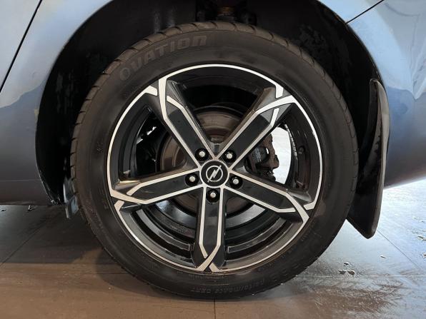 Opel Astra J Рестайлинг с пробегом 2013 года, цена 722 000 рублей, 176100 км, седан, Автокод Объявления