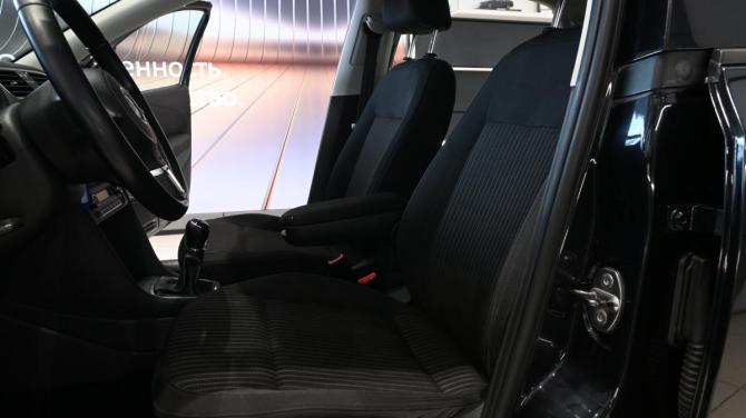 Volkswagen Polo V с пробегом 2013 года, цена 595 000 рублей, 233944 км, седан, Автокод Объявления