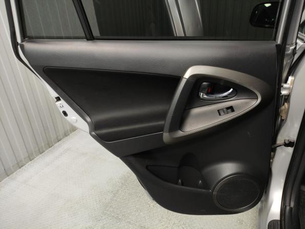 Toyota RAV4 III (XA30) Рестайлинг с пробегом 2011 года, цена 1 300 000 рублей, 263000 км, внедорожник, Автокод Объявления