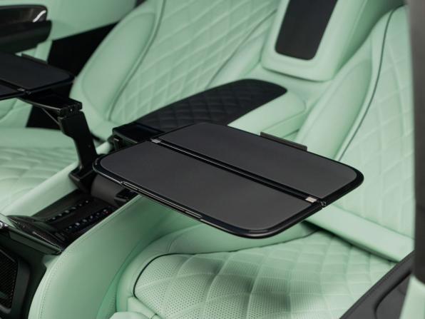 Mercedes-Benz V-Класс III (W447) Рестайлинг 2 с пробегом 2025 года, цена 46 000 000 рублей, 89 км, минивэн, Автокод Объявления