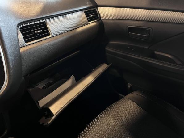 Mitsubishi Outlander III Рестайлинг 2 с пробегом 2017 года, цена 1 780 000 рублей, 169760 км, внедорожник, Автокод Объявления