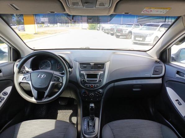 Hyundai Solaris I Рестайлинг с пробегом 2016 года, цена 885 000 рублей, 260152 км, седан, Автокод Объявления