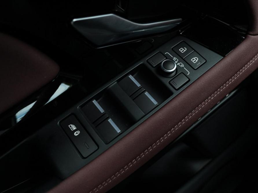 Land Rover Range Rover Evoque II Рестайлинг Москва  - изображение 31