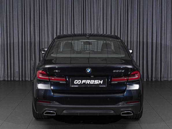 BMW 5 серии VII (G30/G31/G38) Рестайлинг с пробегом 2021 года, цена 4 299 000 рублей, 86582 км, седан, Автокод Объявления