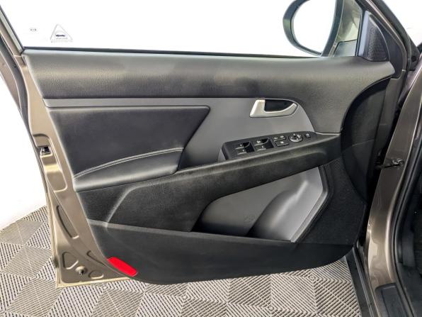 Kia Sportage III Рестайлинг с пробегом 2015 года, цена 1 880 000 рублей, 30425 км, внедорожник, Автокод Объявления