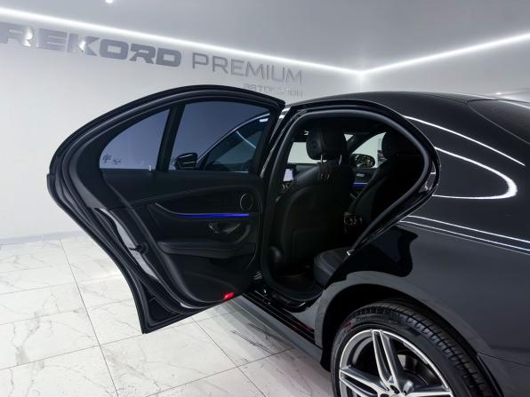 Mercedes-Benz E-Класс V (W213 S213 C238) с пробегом 2019 года, цена 3 200 000 рублей, 139012 км, седан, Автокод Объявления