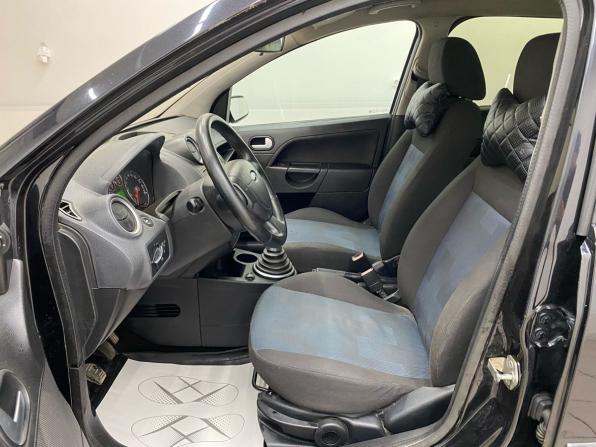Ford Fiesta Mk5 с пробегом 2008 года, цена 350 000 рублей, 136161 км, хэтчбек, Автокод Объявления