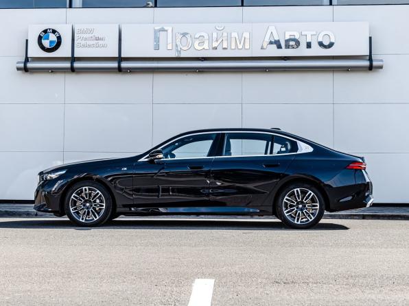BMW 5 серии VIII (G60/G61/G68) с пробегом 2025 года, цена 8 490 000 рублей, 509 км, седан, Автокод Объявления